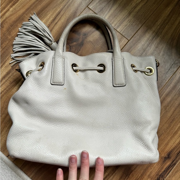 Michael Kors Camden Satchel - Picture 4 of 8